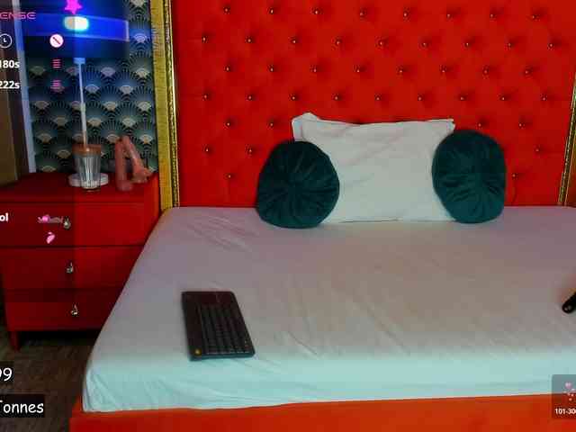 VallerieJones VallerieJones