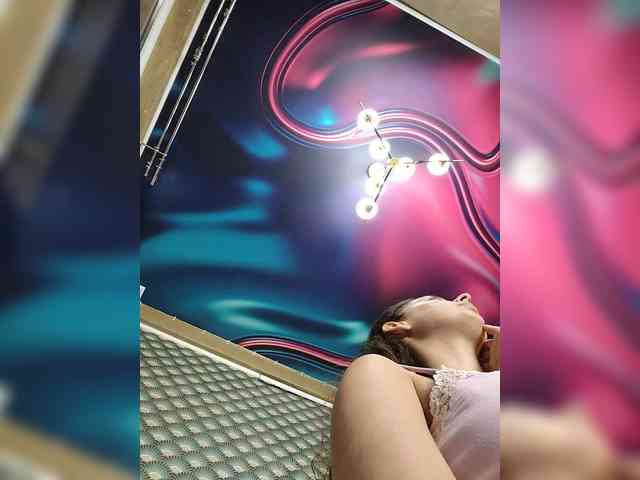 -VALERIIAA- webcam