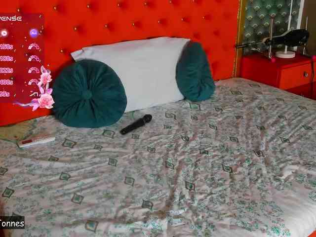 VallerieJones VallerieJones