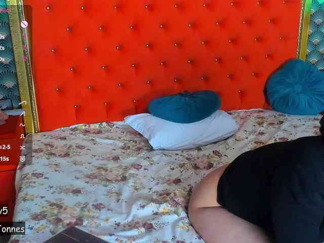 VallerieJones VallerieJones