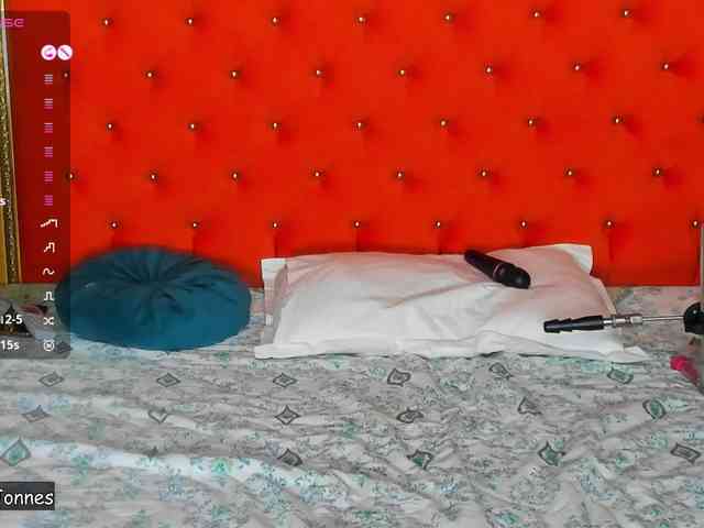 love chat VallerieJones