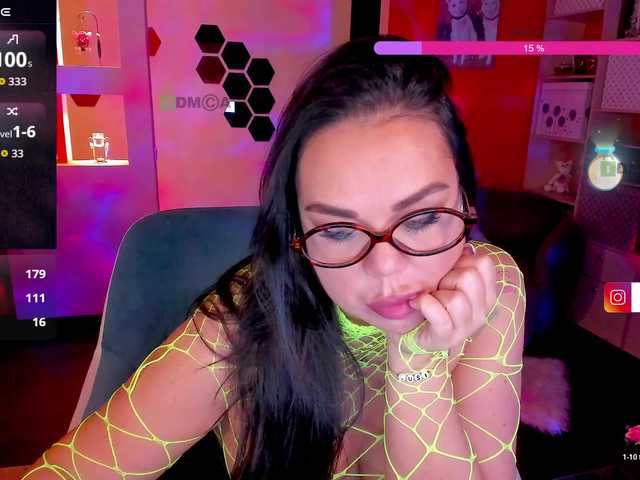 OliviaGoold Live Webcam on BongaCams