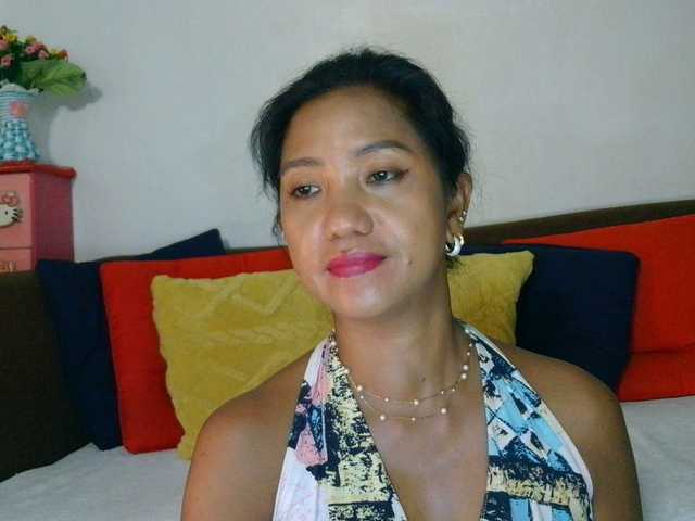 jennahshampoo's BongaCams show and profile