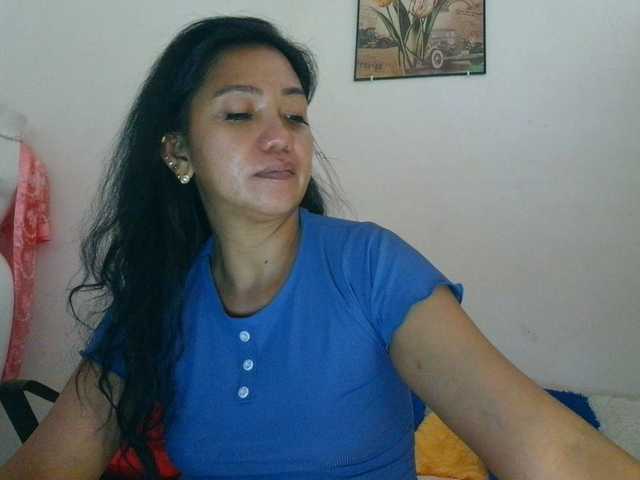 jennahshampoo from BongaCams is Freechat