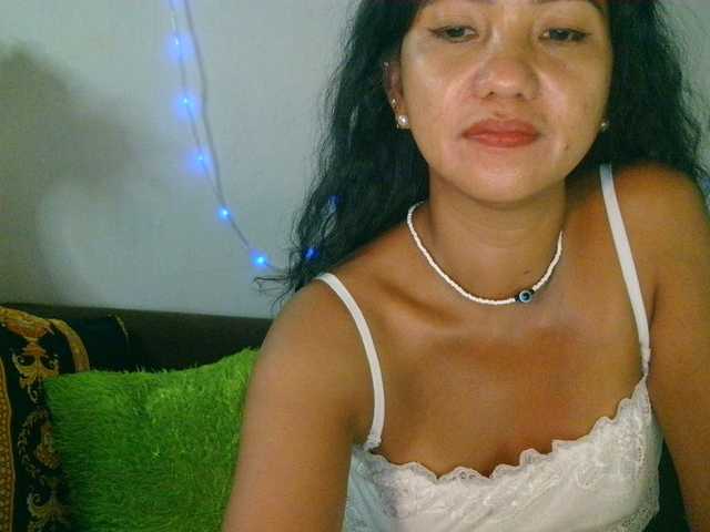 jennahshampoo's BongaCams show and profile