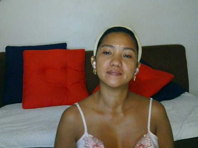 jennahshampoo's BongaCams show and profile