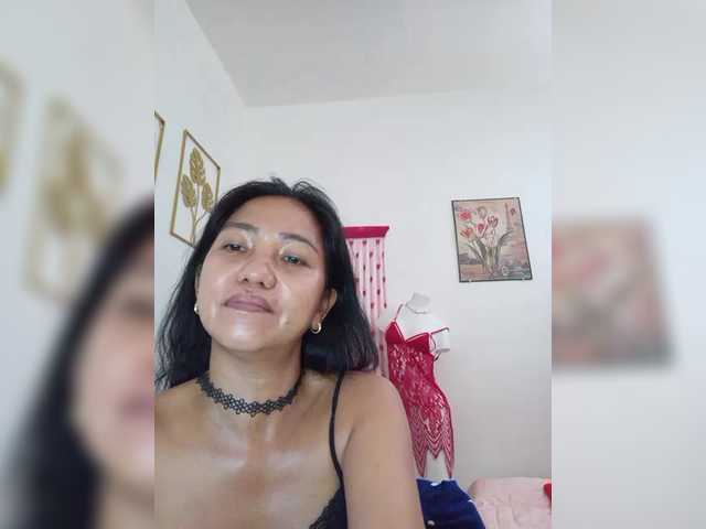 jennahshampoo's BongaCams show and profile