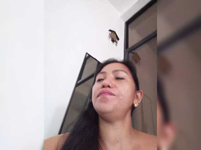 jennahshampoo's BongaCams show and profile