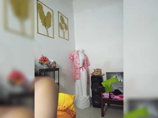 jennahshampoo's BongaCams show and profile