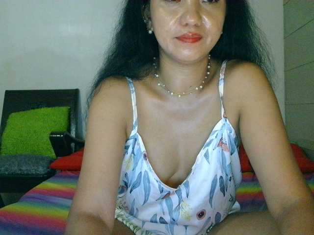 jennahshampoo's BongaCams show and profile