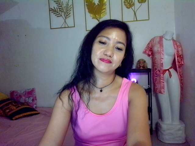 jennahshampoo's BongaCams show and profile