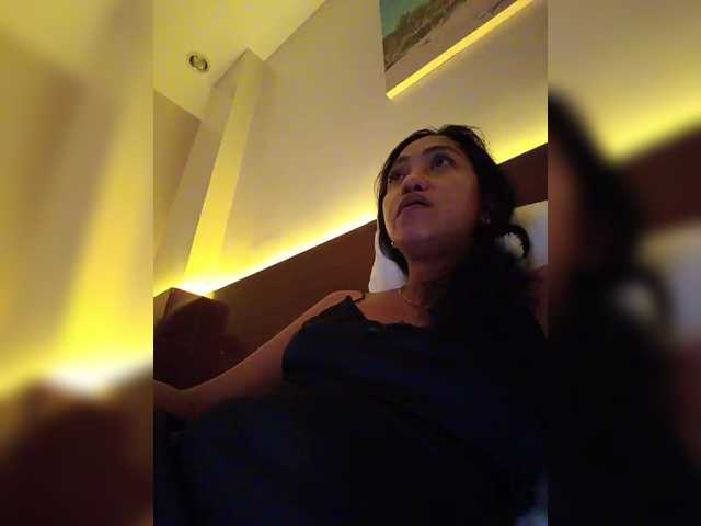 jennahshampoo's BongaCams show and profile