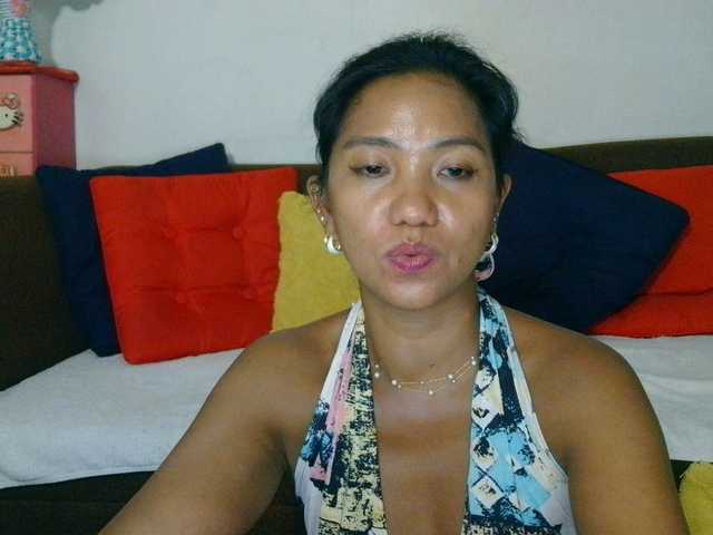 jennahshampoo's BongaCams show and profile