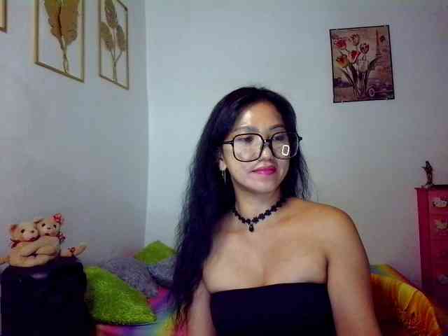 Tina_Jade webcam