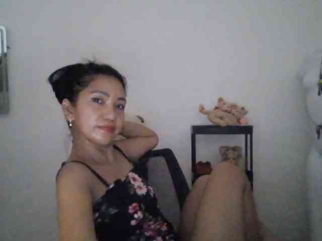 Tina_Jade webcam