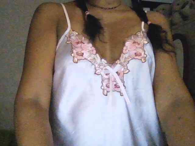 Tina_Jade webcam