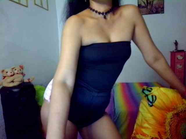 Tina_Jade webcam