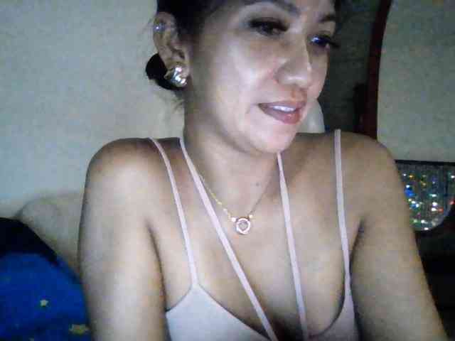 Tina_Jade webcam