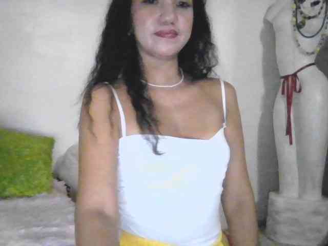 Tina_Jade webcam