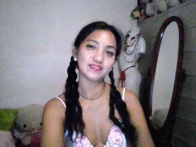Tina_Jade webcam