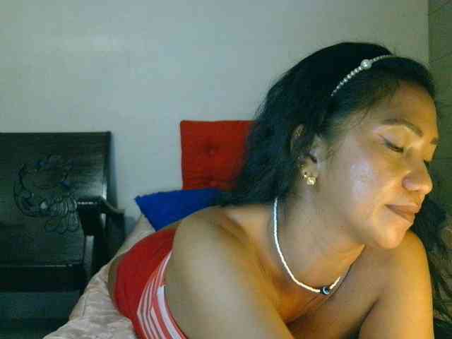 Tina_Jade webcam