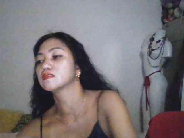 Tina_Jade