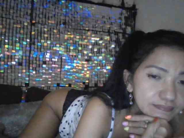 Tina_Jade webcam