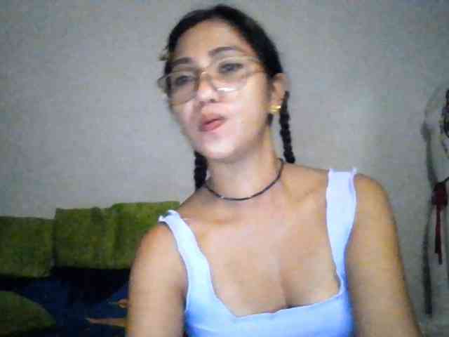 Tina_Jade webcam