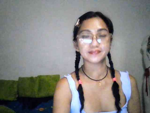 Tina_Jade webcam