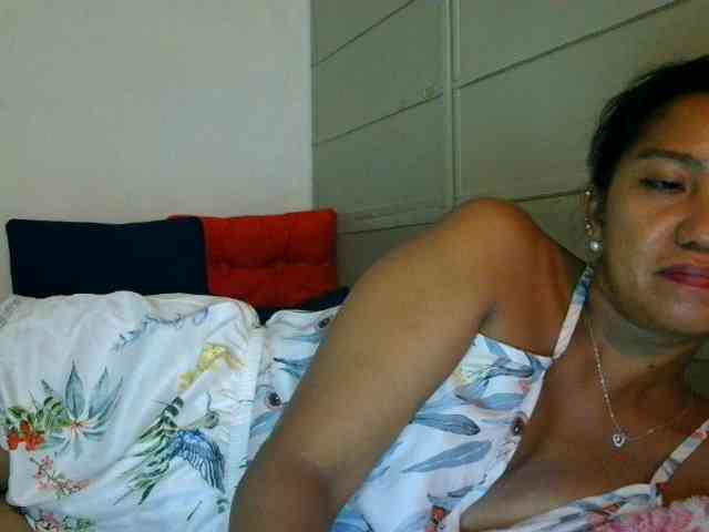 Tina_Jade webcam