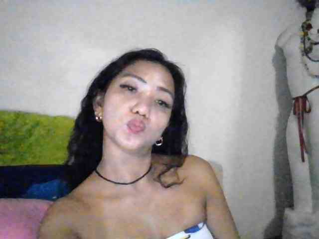 Tina_Jade webcam