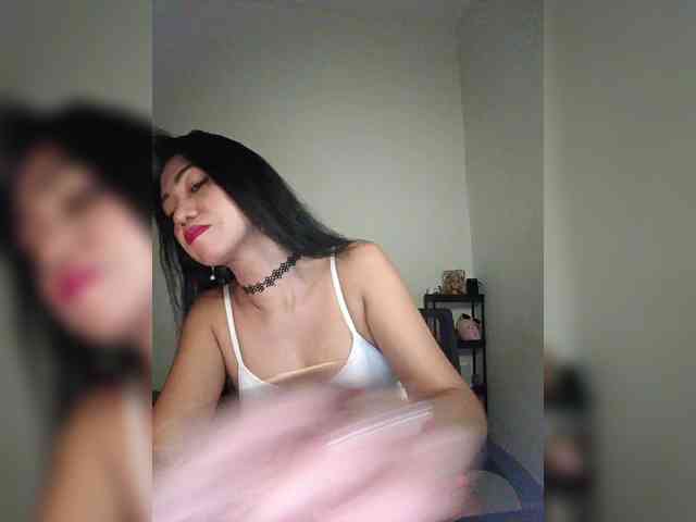 jennahshampoo Live Webcam on BongaCams