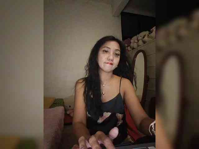 Tina_Jade webcam