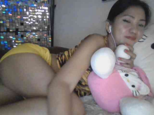 Tina_Jade webcam