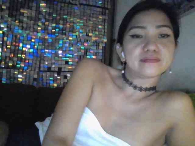 Tina_Jade