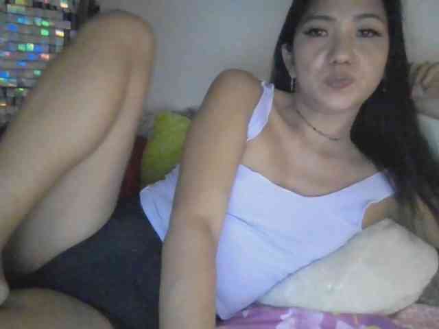 jennahshampoo Live Webcam on BongaCams