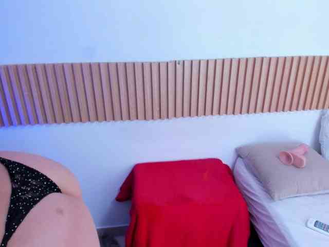 KarolSmith webcam