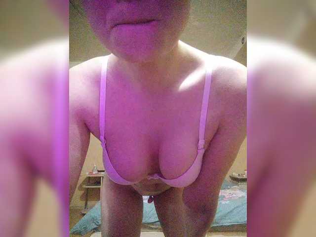 LunaRex's BongaCams show and profile