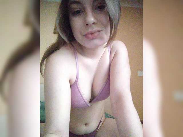 LunaRex's BongaCams show and profile