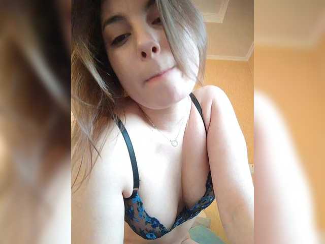 LunaRex's BongaCams show and profile