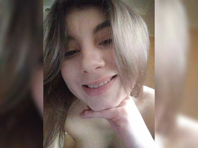 LunaRex's BongaCams show and profile