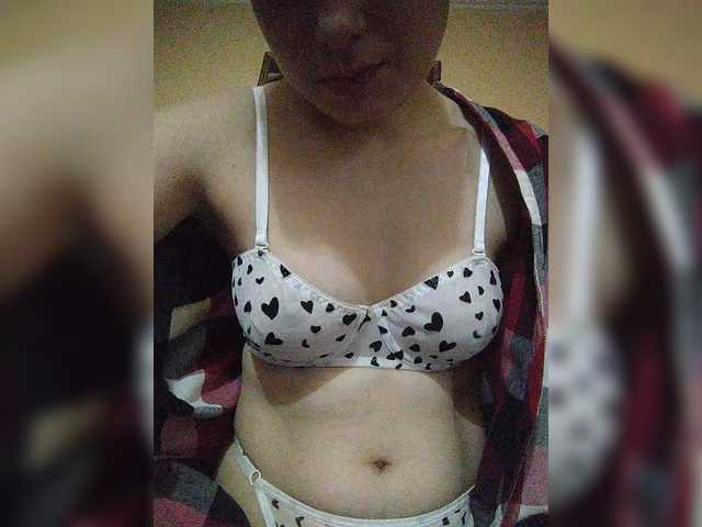 LunaRex's BongaCams show and profile