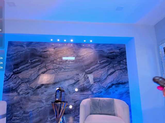 RenataReyes1's BongaCams show and profile