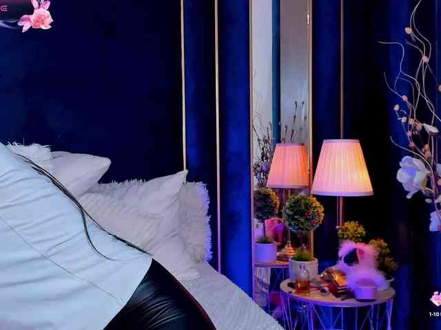 VanessaAngel webcam