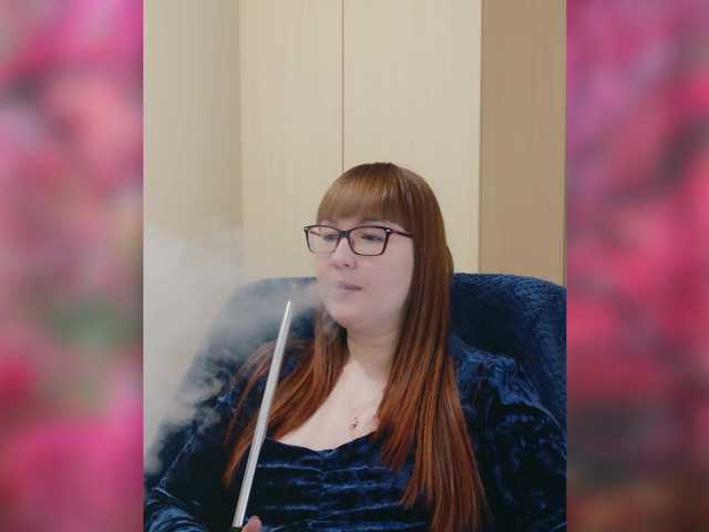 Fox-Lisa's BongaCams show and profile