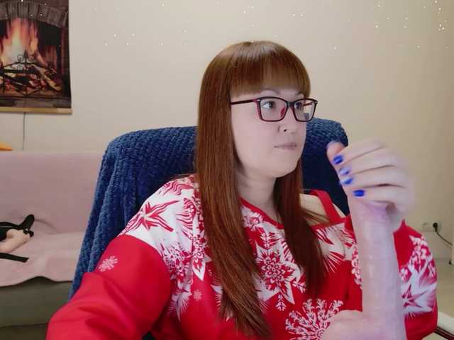 Fox-Lisa's BongaCams show and profile