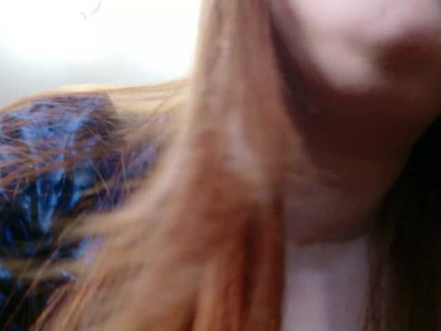 Fox-Lisa's BongaCams show and profile