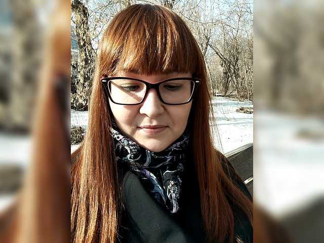 Fox-Lisa's BongaCams show and profile