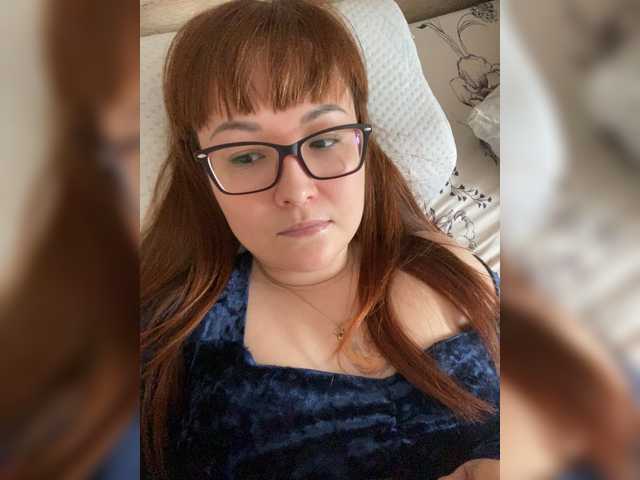 Fox-Lisa's BongaCams show and profile