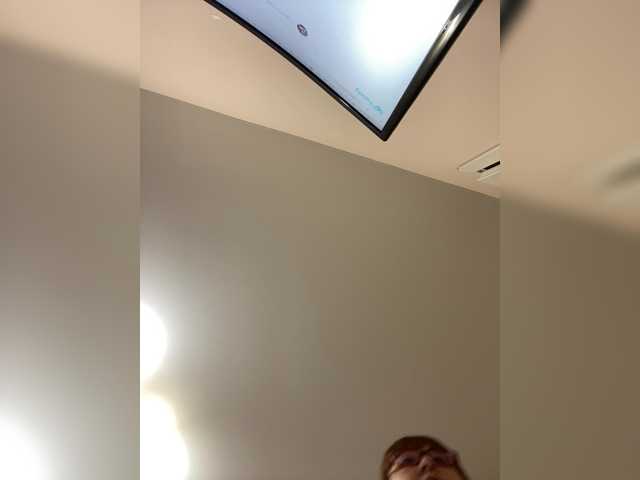 Fox-Lisa's BongaCams show and profile